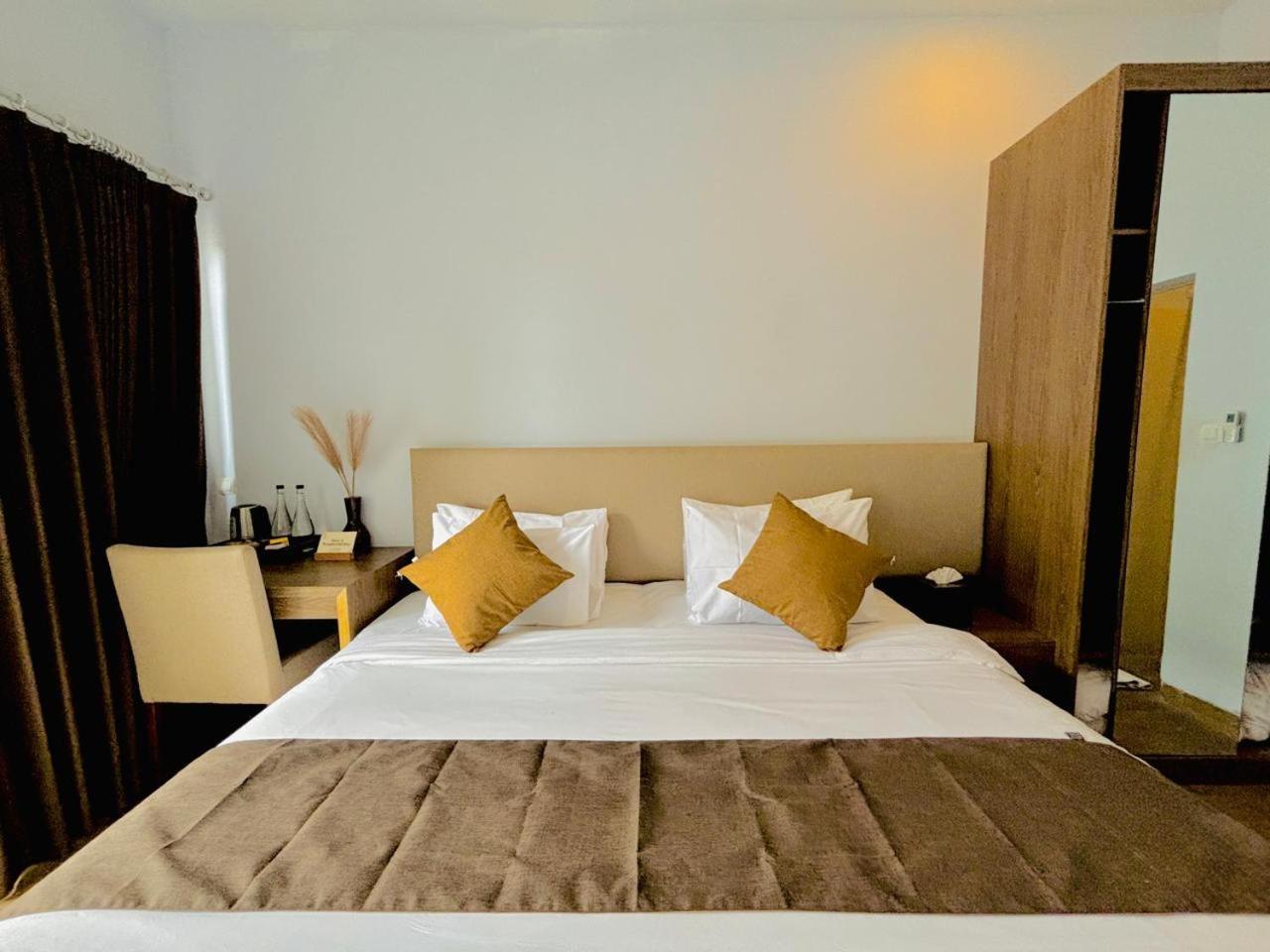 Casa Due Hotel Canggu  Exterior photo